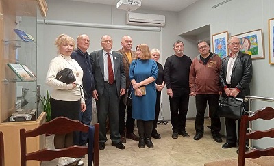 премия Комаров